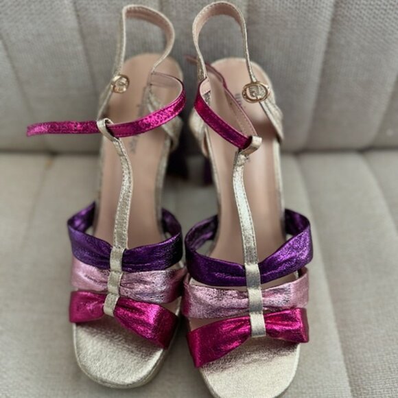 Unique Vintage 1970s Metallic Berry & Gold T-Strap Platform Heels - Never Worn - Picture 2 of 6